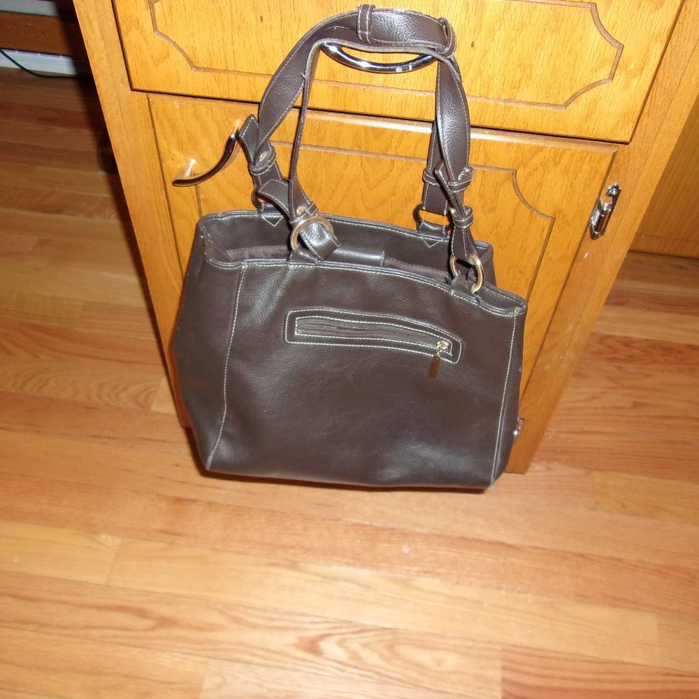 Croft and Barrow Leather Purse